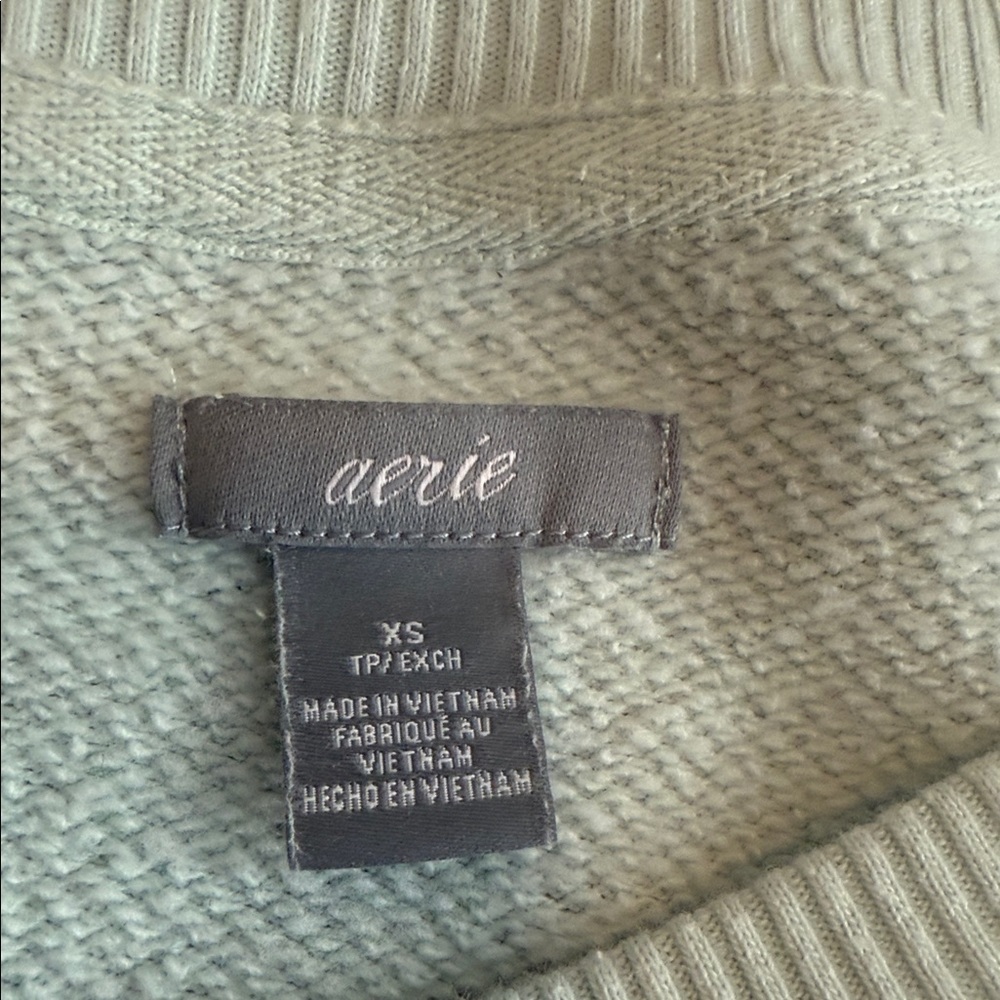 Women's Aerie Light Green Sweater - Picture 2 of 2